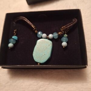 Avon Natural Elements Necklace And Earrong Gift Set NWOT Vintage